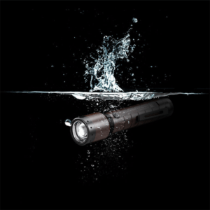 Ledlenser-P7R-Signature-Underwater