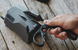 Work-Sharp-E2-Kitchen-Knife-Sharpener-All-tools-Habitat-Africa