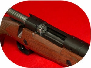 Winchester-Model-70-Safari-Express-Bolt-Habitat-Africa