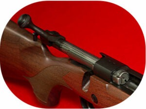 Winchester-Model-70-Safari-Express-Metallic-Bolt-Shroud-Habitat-Africa