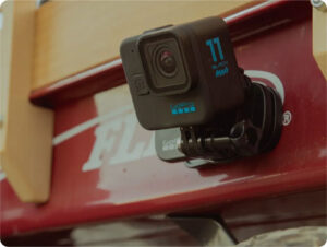 GoPro-Magnetic-Swivel-clip-Clip-or-cling-to-nearly-anything